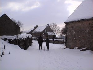 Randonnée en hiver autour du gîte l'Hirondelle